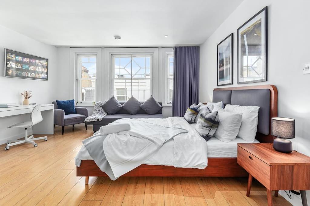 Spacious And Delightful Sleep 5 Piccadilly Vrc Лондон Екстериор снимка